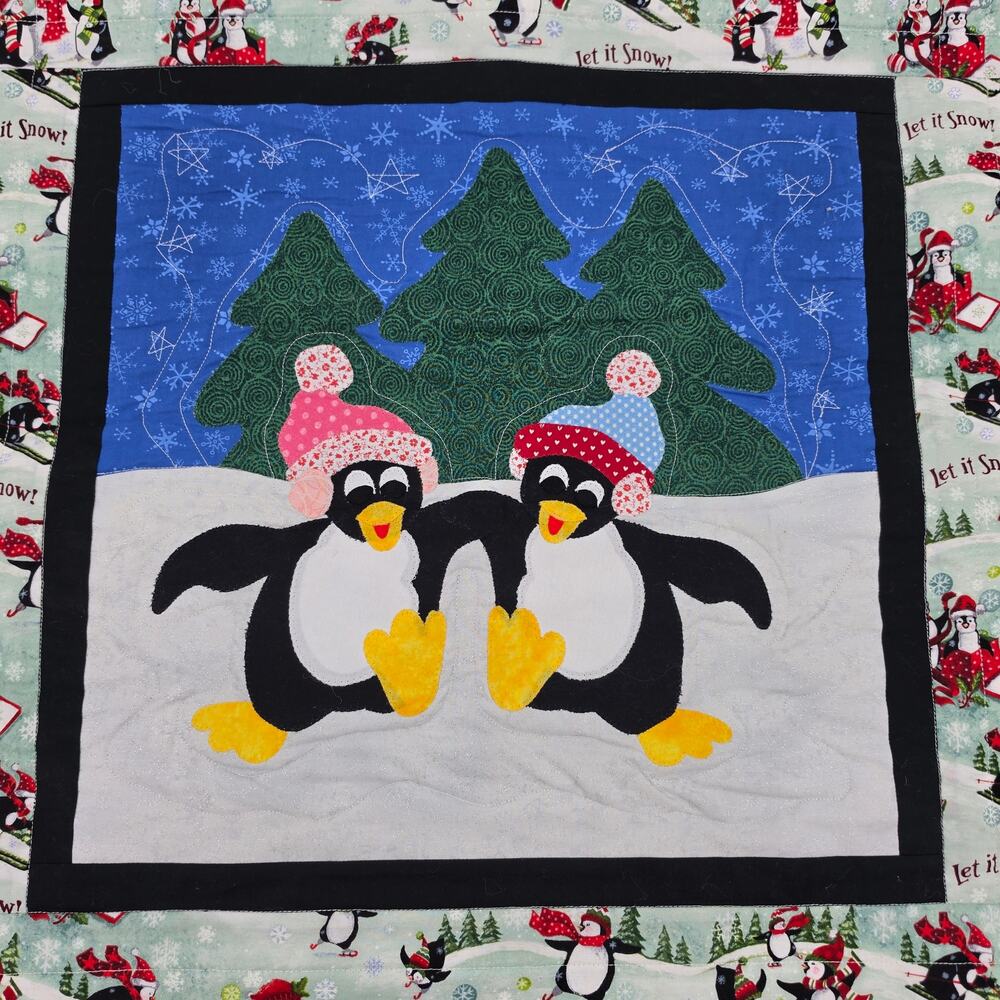 Vtg Handmade Quilt Wall Hanging Tapestry Christmas penguins - Picture 5 of 7